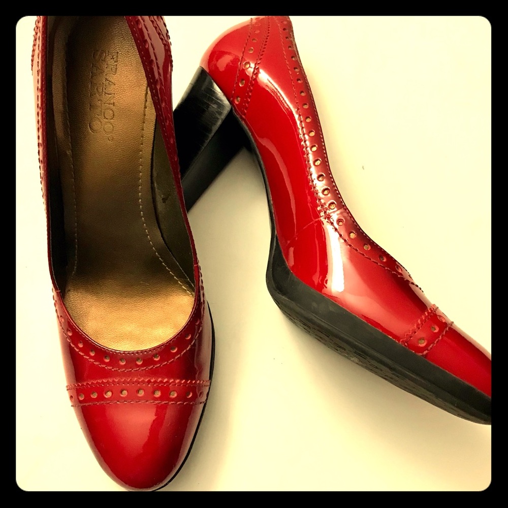 PreLoved Red Patent Leather Pumps w Gold Trim